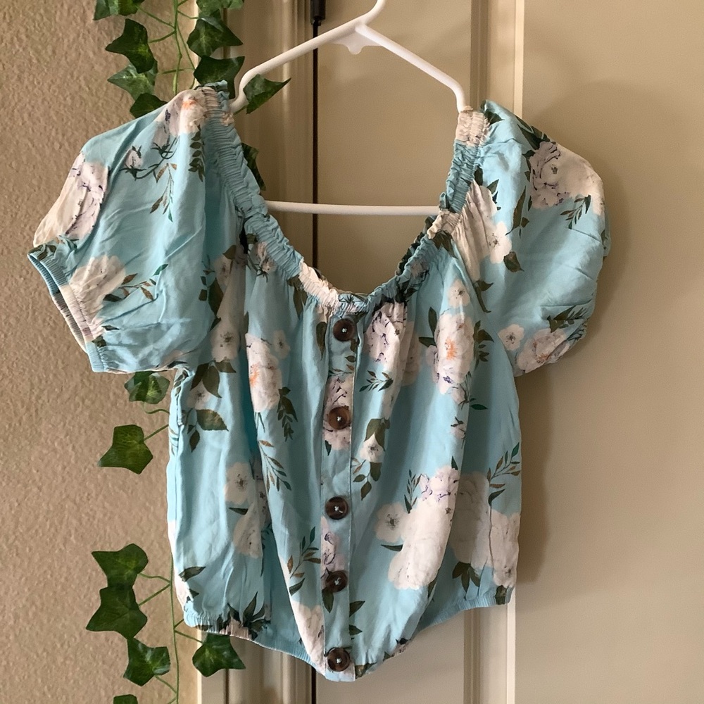 Floral top